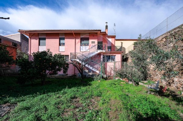 casa indipendente in vendita a Teulada