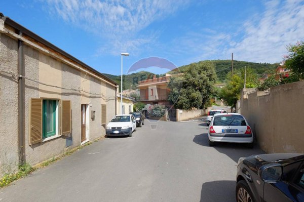 casa indipendente in vendita a Teulada