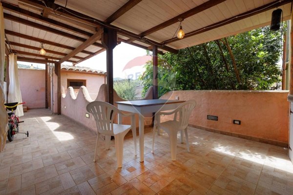 casa indipendente in vendita a Teulada