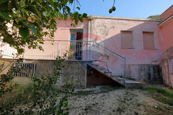casa indipendente in vendita a Teulada