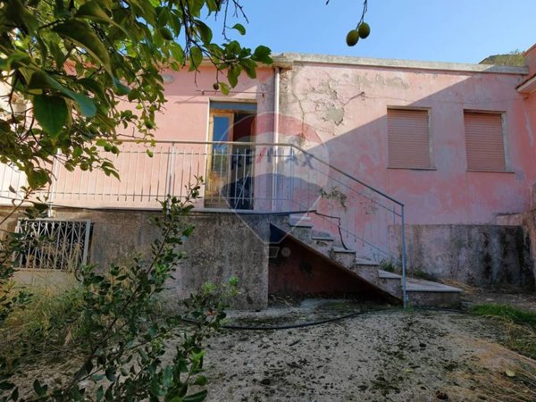 casa indipendente in vendita a Teulada