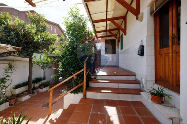 casa indipendente in vendita a Teulada