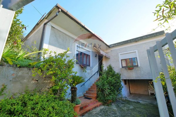 casa indipendente in vendita a Teulada