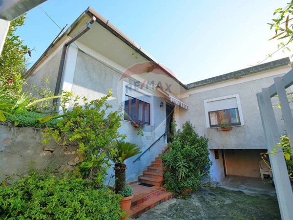 casa indipendente in vendita a Teulada