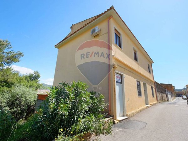 casa indipendente in vendita a Teulada