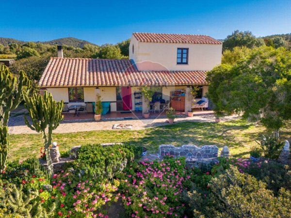 casale in vendita a Teulada