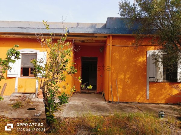 casa indipendente in vendita a Teulada in zona Sa Portedda
