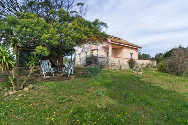casa indipendente in vendita a Teulada