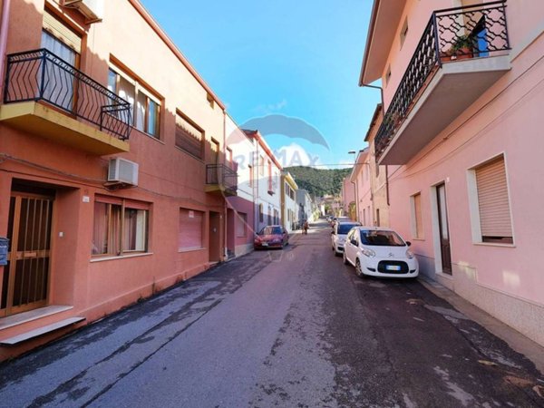 casa indipendente in vendita a Teulada