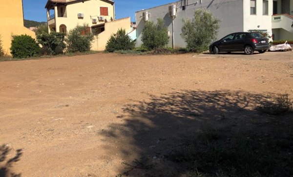 negozio in vendita a Teulada