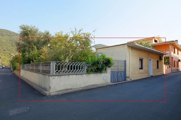 casa indipendente in vendita a Teulada