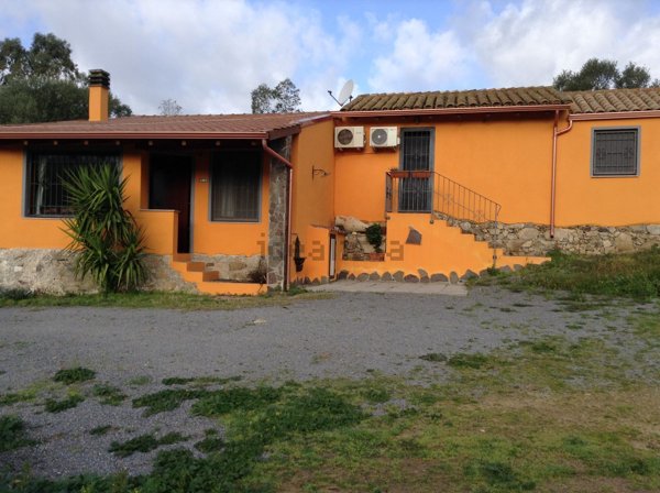 casa indipendente in vendita a Teulada