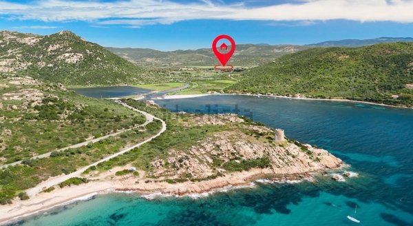 casa indipendente in vendita a Teulada in zona Malfatano