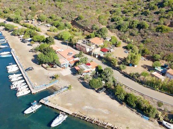 casa indipendente in vendita a Teulada