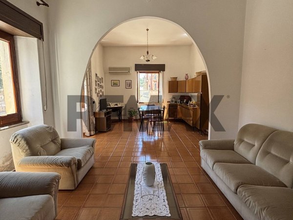 casa indipendente in vendita a Teulada in zona Malfatano