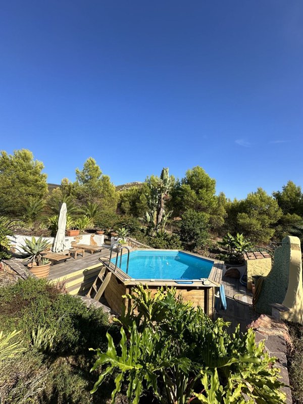 casa indipendente in vendita a Teulada in zona Sa Portedda