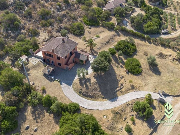 casa indipendente in vendita a Teulada in zona Malfatano