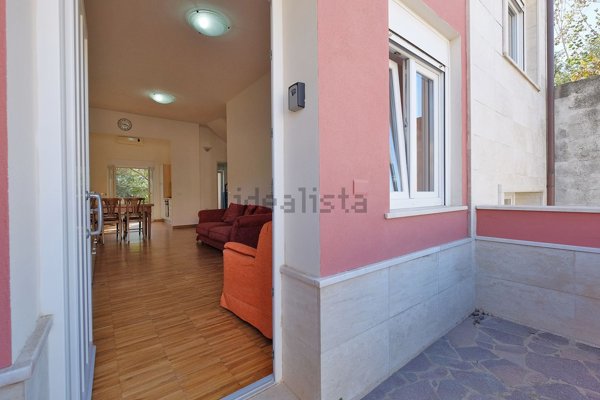 casa indipendente in vendita a Teulada in zona Malfatano