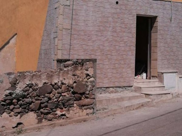 casa indipendente in vendita a Tratalias