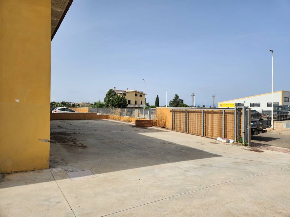 capannone in vendita ad Ussana