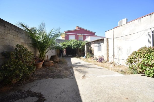 casa indipendente in vendita a Vallermosa