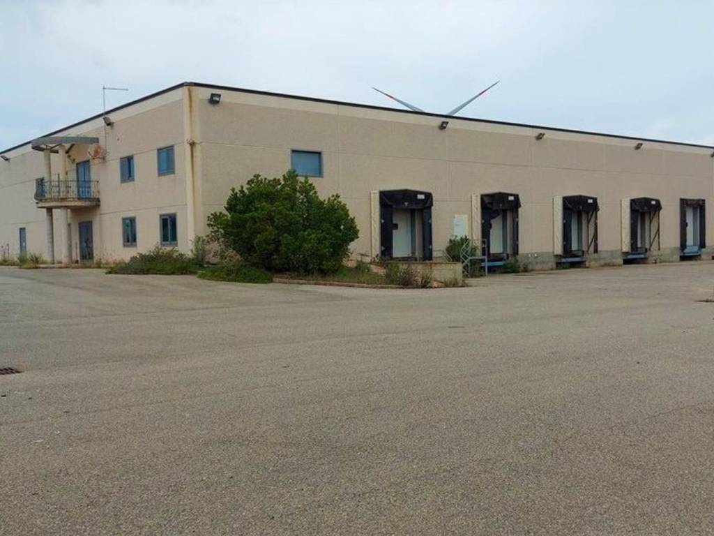 capannone in vendita a Villacidro