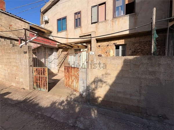 casa semindipendente in vendita a Villacidro