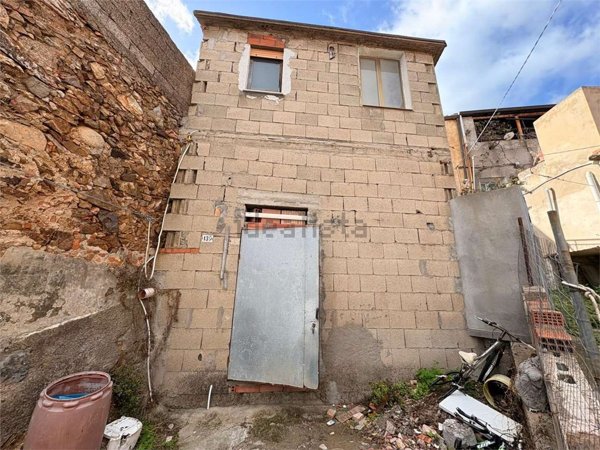 casa indipendente in vendita a Villacidro