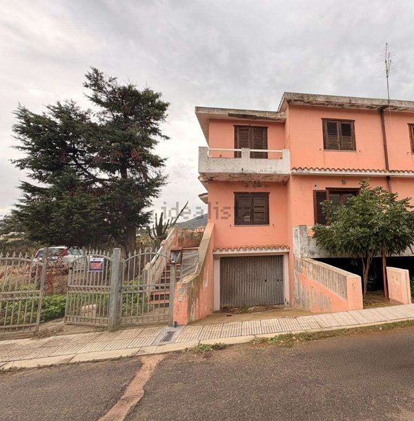 casa indipendente in vendita a Villacidro