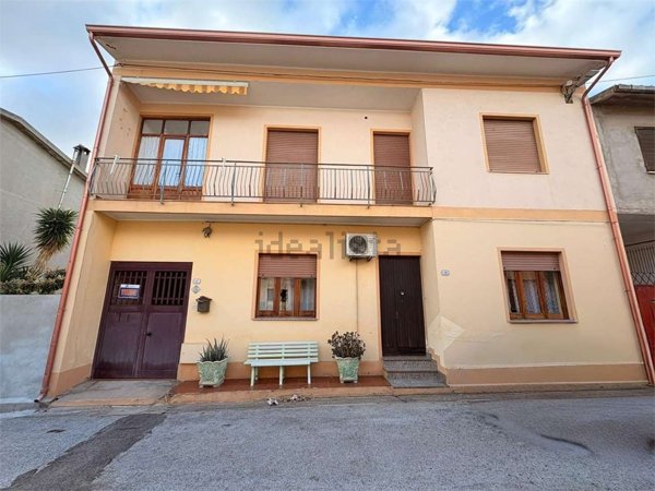 casa indipendente in vendita a Villacidro