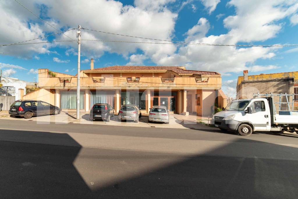 locale commerciale in vendita a Villacidro