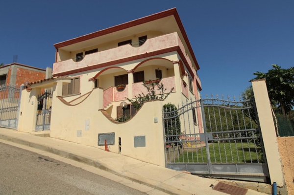 casa indipendente in vendita a Villaputzu in zona Porto Corallo