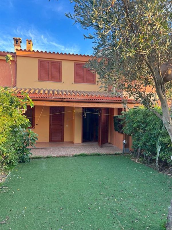 casa indipendente in vendita a Villaputzu in zona Porto Corallo