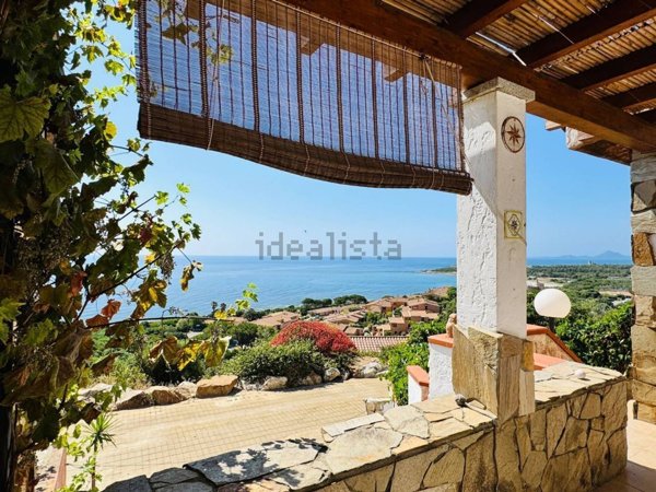 appartamento in vendita a Villaputzu in zona Porto Corallo