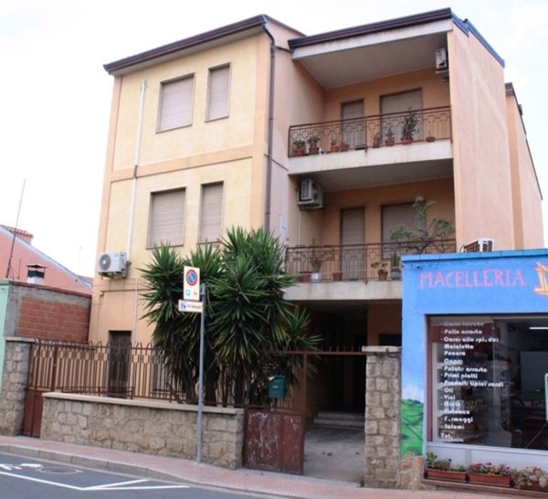 casa indipendente in vendita a Villaputzu in zona Santa Maria