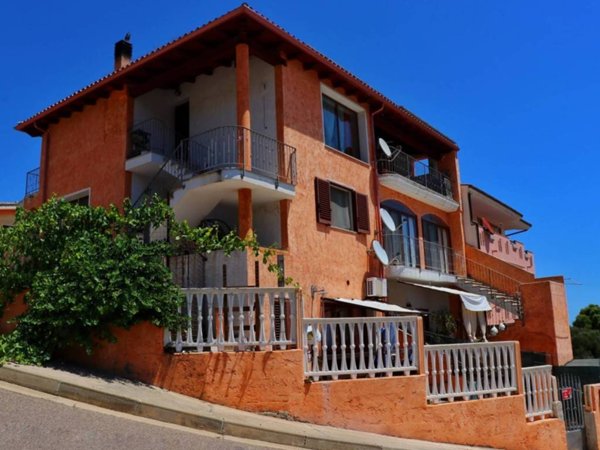 appartamento in vendita a Villaputzu in zona Santa Maria
