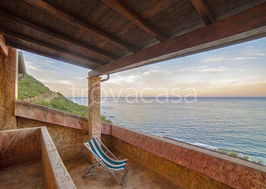 casa indipendente in vendita a Villaputzu in zona Porto Corallo