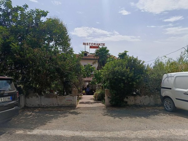 casa indipendente in vendita a Villaputzu in zona Porto Corallo