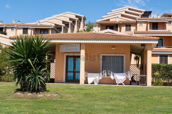 locale commerciale in vendita a Villaputzu in zona Porto Corallo