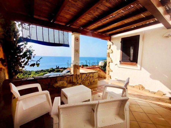 casa indipendente in vendita a Villaputzu in zona Porto Corallo