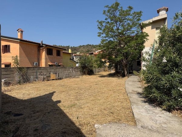 casa indipendente in vendita a Villaputzu in zona Santa Maria