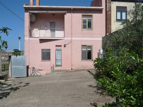 appartamento in vendita a Villasalto in zona Terrapieno