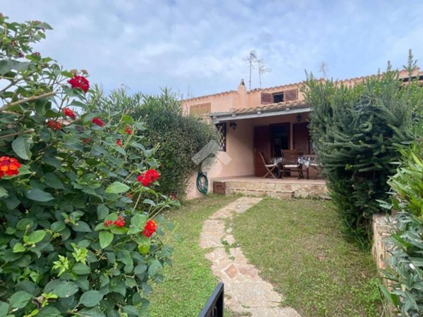 casa indipendente in vendita a Villasimius