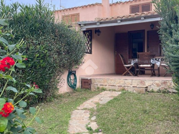 casa indipendente in vendita a Villasimius