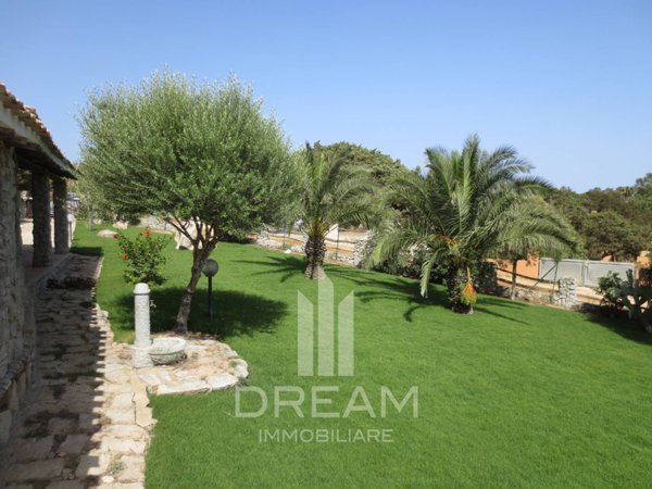 casa indipendente in vendita a Villasimius