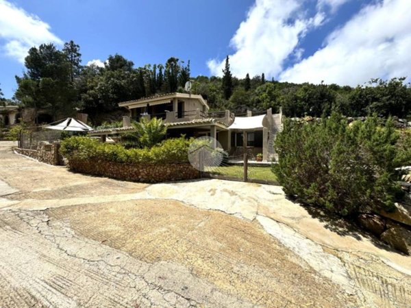 casa indipendente in vendita a Villasimius