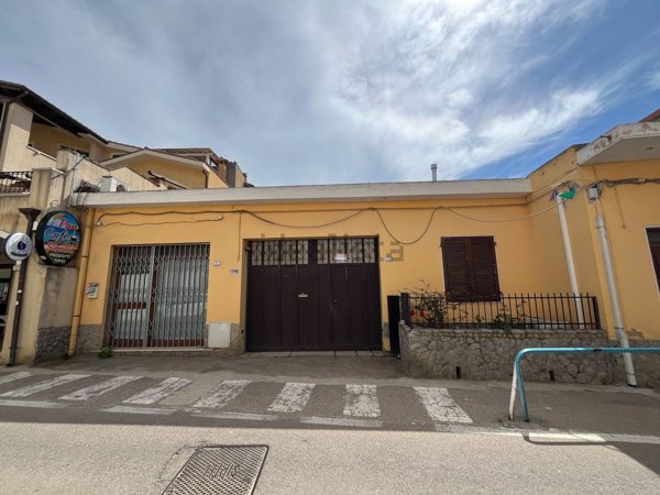 casa indipendente in vendita a Villasimius