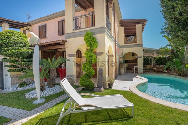 casa indipendente in vendita a Villasimius