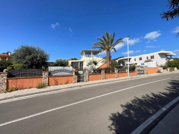 casa indipendente in vendita a Villasimius