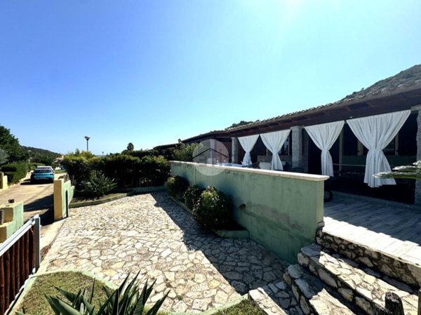 casa indipendente in vendita a Villasimius